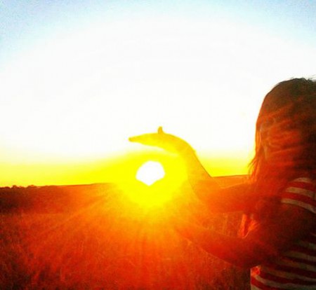 SUN GAZING O CONTEMPLACIÓN DEL SOL, SANACIÓN NATURAL.